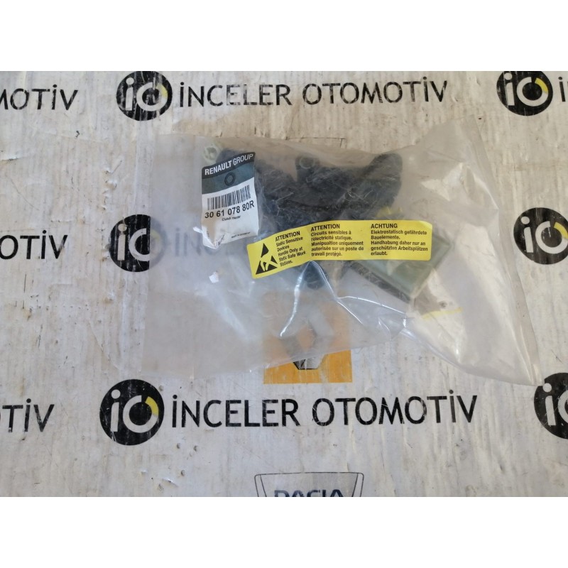 306107880R MEGANE IV 4 DEBBRIYAJ ÜST MERKEZ MAIS