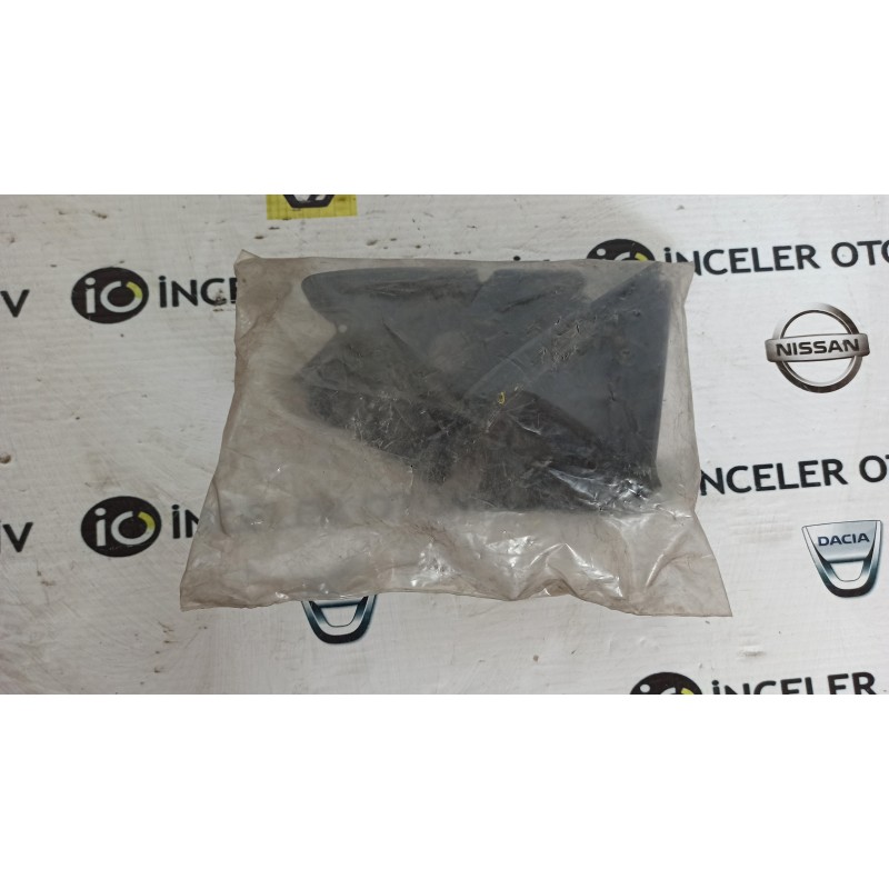 7701205254 MEGANE 1 COUPE SOL AYNA IC BAKALITI MAIS