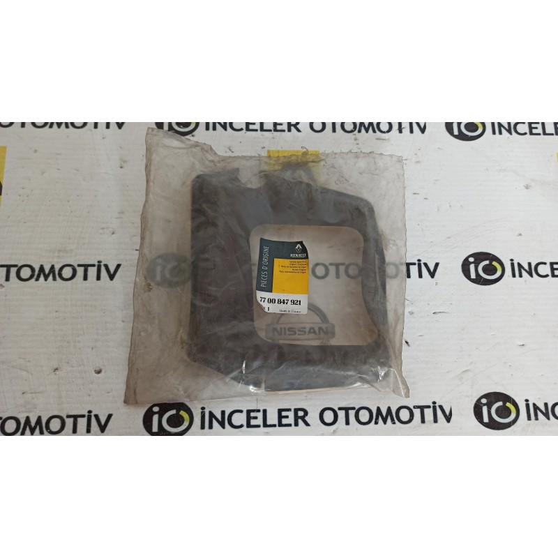 7700847921 MEGANE 1 DIREKSIYON MILI GOGUS KECESI MAIS